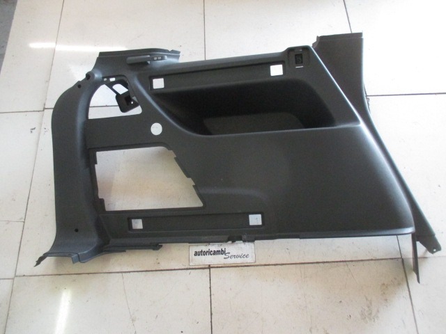 VERKLEIDUNG GEPACKRAUM OEM N. 322225228 GEBRAUCHTTEIL OPEL ZAFIRA B RESTYLING A05 M75 (04/2008-2011) BENZINA/METANO HUBRAUM 16 JAHR. 2008