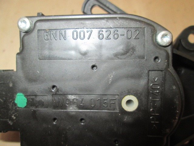 SATZ KLEINTEILE/STELLHEBEL KLIMAGERAT OEM N. 6NN007626-02 GEBRAUCHTTEIL MINI COOPER / ONE R50 (2001-2006) DIESEL HUBRAUM 14 JAHR. 2006