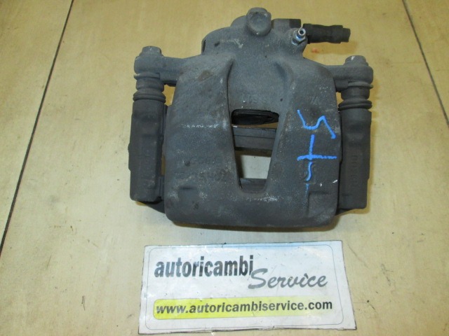 BREMSZANGE VORNE LINKS OEM N. 93191695 GEBRAUCHTTEIL OPEL CORSA D (2006 - 2011) BENZINA HUBRAUM 12 JAHR. 2010