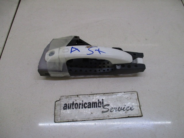 LINKS VORDERER TURGRIFF OEM N. 8T0837205A GEBRAUCHTTEIL AUDI A5 8T COUPE/5P (2007 - 2011) BENZINA HUBRAUM 20 JAHR. 2010