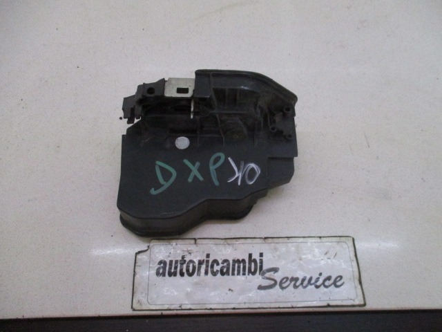 ZENTRALVERRIEGELUNG HINTEN RECHTS OEM N. 7167070 GEBRAUCHTTEIL BMW SERIE 1 BER/COUPE/CABRIO E81/E82/E87/E88 (2003 - 2007) BENZINA HUBRAUM 16 JAHR. 2005