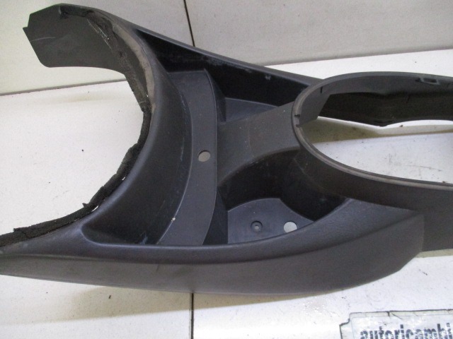 TUNNELOBJEKTHALTER OHNE ARMLEHNE OEM N. 1149489 GEBRAUCHTTEIL FORD FOCUS  BER/SW (2001-2005) DIESEL HUBRAUM 18 JAHR. 2004