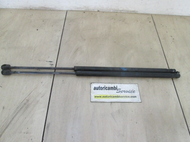 GASDRUCKFEDER HECKKLAPPE OEM N. 13101335 GEBRAUCHTTEIL OPEL VECTRA BER/SW (2002 - 2006) DIESEL HUBRAUM 19 JAHR. 2004