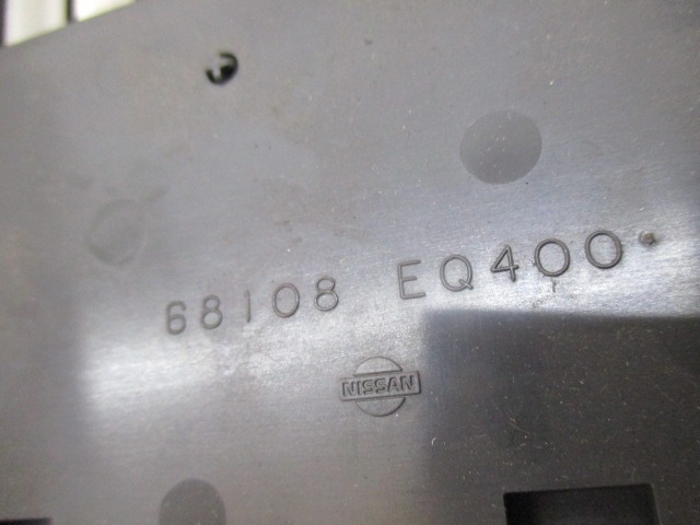 EINSATZ ASCHER OEM N. 68108-EQ400 GEBRAUCHTTEIL NISSAN X-TRAIL T 30 (2001-08/2007) DIESEL HUBRAUM 22 JAHR. 2004