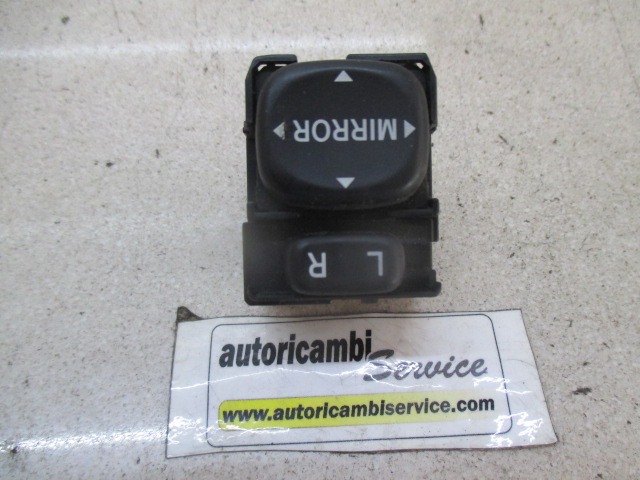 SCHALTER ELEKTRISCHE SPIEGEL OEM N. 8487034010 GEBRAUCHTTEIL TOYOTA AVENSIS VERSO (2001 - 2004) DIESEL HUBRAUM 20 JAHR. 2002