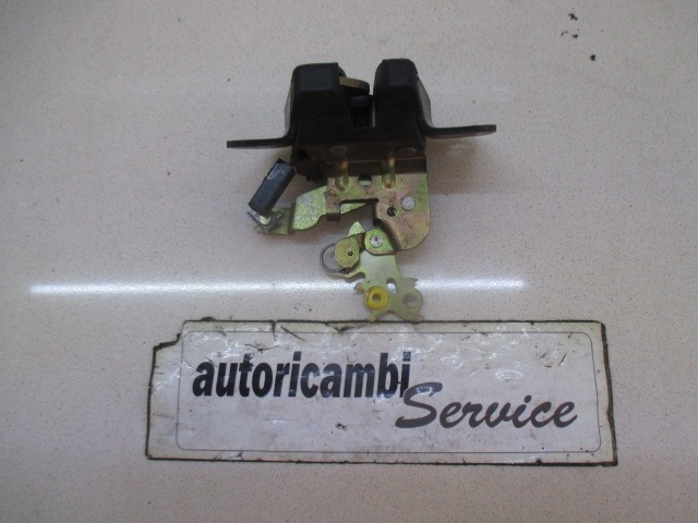 SCHLOSS HECKKLAPPE  OEM N. MR247931 GEBRAUCHTTEIL MITSUBISHI SPACESTAR (1998 - 2005) BENZINA HUBRAUM 13 JAHR. 2002