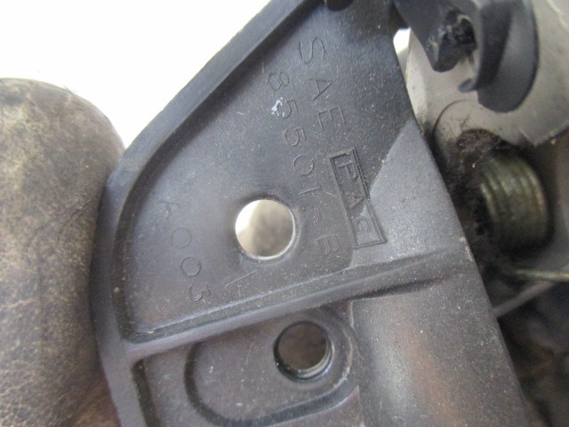 TUROFFNER OEM N. 0RT76BD5AA GEBRAUCHTTEIL CHRYSLER VOYAGER/GRAN VOYAGER RG RS MK4 (2001 - 2007) BENZINA HUBRAUM 24 JAHR. 2001