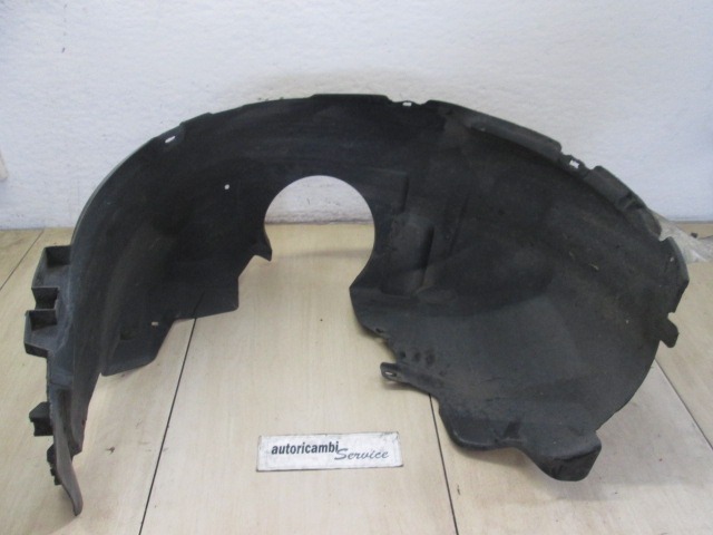 ABDECKUNG RADHAUS VORNE OEM N. 1307004 GEBRAUCHTTEIL FORD MONDEO BER/SW (2000 - 2007) DIESEL HUBRAUM 22 JAHR. 2005