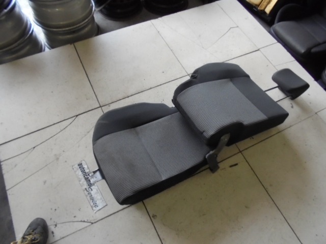 SITZ HINTEN OEM N. 1799 SEDILE SDOPPIATO POSTERIORE TESSUTO GEBRAUCHTTEIL FIAT SEDICI (05/2009 - 2014) DIESEL HUBRAUM 20 JAHR. 2010