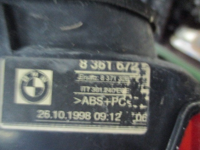 HECKLEUCHTE RECHTS OEM N. 8361672 GEBRAUCHTTEIL BMW SERIE 5 E39 BER/SW (1995 - 08/2000) BENZINA HUBRAUM 20 JAHR. 1998