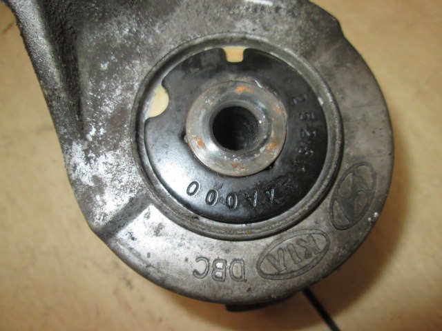 "AGREGATENTRAGER TENSIONER PULLEY / RIEMENSPANNER MECHANISCH	 OEM N. 25281-4A000 GEBRAUCHTTEIL KIA SORENTO (2002 - 2009) DIESEL HUBRAUM 25 JAHR. 2005"