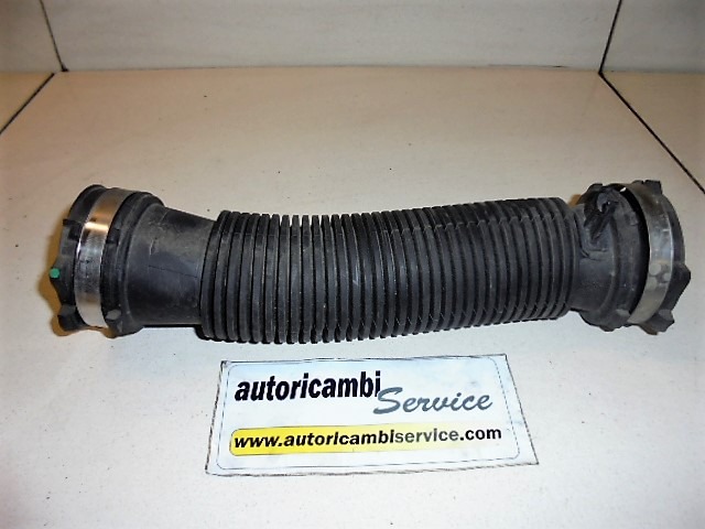 FORMSCHLAUCH OEM N. 8200045982 GEBRAUCHTTEIL RENAULT MEGANE MK3 BER/SPORTOUR/ESTATE (2009 - 2015) DIESEL HUBRAUM 15 JAHR. 2009