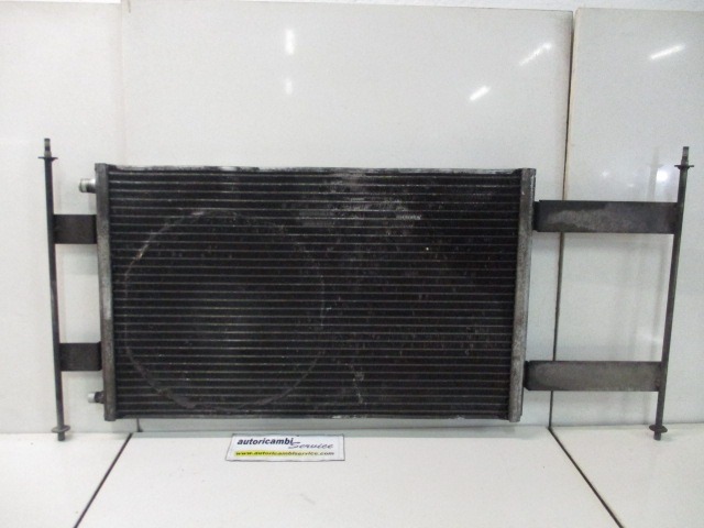 KONDENSATOR KLIMAANLAGE OEM N. 022S01OR GEBRAUCHTTEIL FORD TRANSIT (2000 - 2006) DIESEL HUBRAUM 20 JAHR. 2005