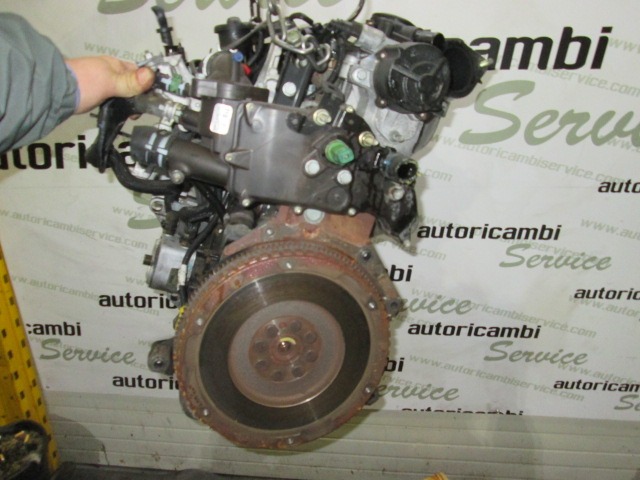 MOTOR OEM N. RHY GEBRAUCHTTEIL CITROEN XSARA PICASSO (1999 - 2010) DIESEL HUBRAUM 20 JAHR. 2004