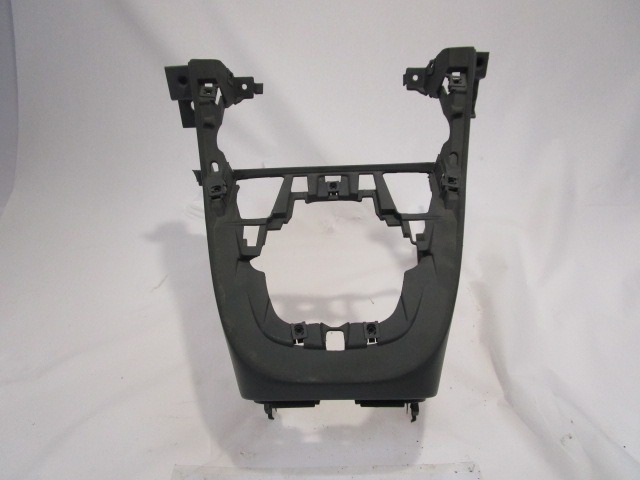 ANBAUTEILE MITTELKONSOLE OEM N. 735364114 GEBRAUCHTTEIL FIAT CROMA (2005 - 10/2007)  DIESEL HUBRAUM 19 JAHR. 2007