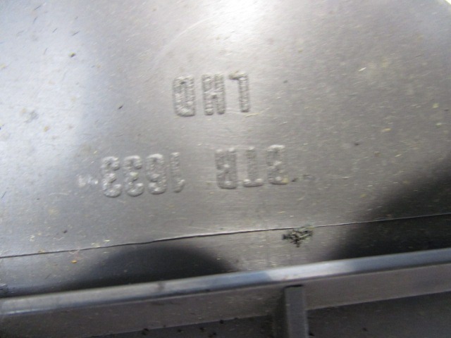 HANDSCHUHKASTEN OEM N. BTR1633 GEBRAUCHTTEIL LAND ROVER RANGE ROVER (1992 - 2005) DIESEL HUBRAUM 25 JAHR. 1995