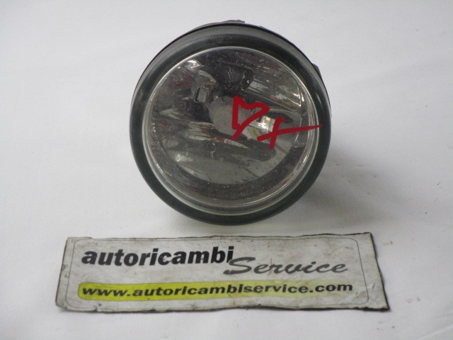 NEBELSCHEINWERFER RECHTS OEM N. 9648947780 GEBRAUCHTTEIL CITROEN C3 / PLURIEL (2002 - 09/2005) DIESEL HUBRAUM 14 JAHR. 2005