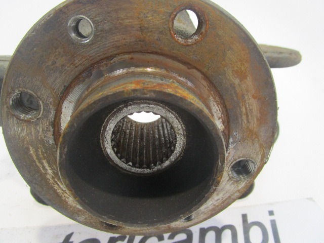 SCHWENKLAGER RECHTS / RADNABE MIT LAGER VORNE OEM N. 8200308650 GEBRAUCHTTEIL RENAULT SCENIC/GRAND SCENIC (2003 - 2009) DIESEL HUBRAUM 15 JAHR. 2004