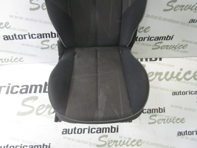 SITZ FAHRERSITZ AIRBAGSITZ RECHT OEM N. 17443 SEDILE ANTERIORE DESTRO TESSUTO GEBRAUCHTTEIL RENAULT SCENIC/GRAND SCENIC (2003 - 2009) DIESEL HUBRAUM 15 JAHR. 2004