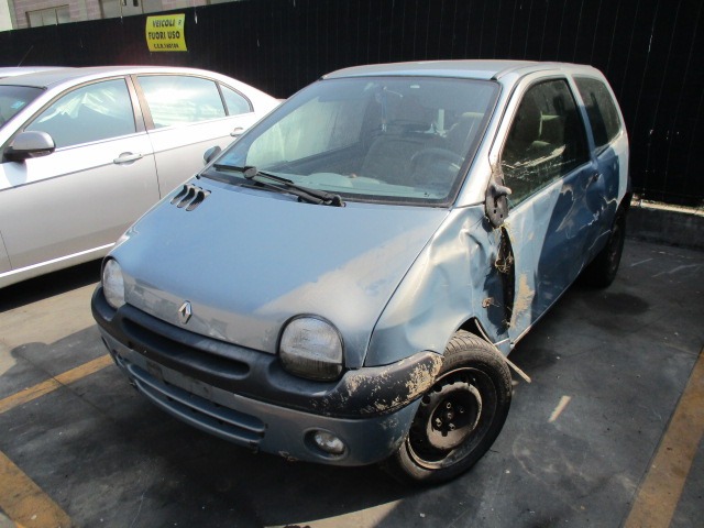 Renault OEM. 0 RENAULT TWINGO (09/1998 - 02/2004)  12 BENZINA Jahr. 2003 Gebrauchtteil