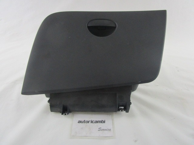 HANDSCHUHKASTEN OEM N. 1P1857103A GEBRAUCHTTEIL SEAT LEON 1P1 (2005 - 2012) DIESEL HUBRAUM 19 JAHR. 2008