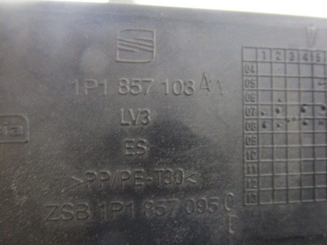 HANDSCHUHKASTEN OEM N. 1P1857103A GEBRAUCHTTEIL SEAT LEON 1P1 (2005 - 2012) DIESEL HUBRAUM 19 JAHR. 2008