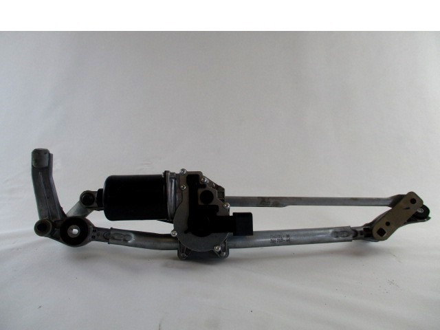 WINDSCHUTZSCHEIBEN-WISCHERMOTOR OEM N. 7533448 GEBRAUCHTTEIL BMW SERIE 3 BER/SW/COUPE/CABRIO E90/E91/E92/E93 (2005 - 08/2008) DIESEL HUBRAUM 20 JAHR. 2007