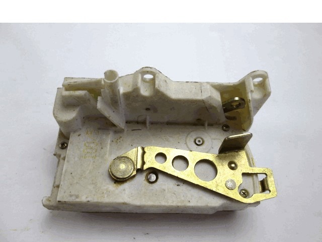 TURVERRIEGELUNG HINTEN LINKS HINTEN OEM N. 40/202B GEBRAUCHTTEIL FIAT TIPO (1988 -1992)BENZINA HUBRAUM 14 JAHR. 1988