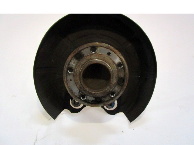 RADTRAGER HINTEN RECHTS RECHTS / MITNEHMERFLANSCHNABE OEM N. 51749115 GEBRAUCHTTEIL FIAT CROMA (11-2007 - 2010) DIESEL HUBRAUM 19 JAHR. 2008