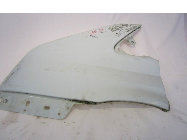 KOTFLUGEL / SEITENWAND VORN OEM N. 1561051 GEBRAUCHTTEIL FORD TRANSIT (2006 - 2013) DIESEL HUBRAUM 22 JAHR. 2007