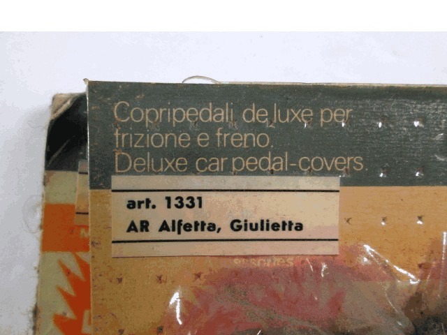 GOMMINI COATING COVERS PEDALE OEM N.  GEBRAUCHTTEIL ALFA ROMEO GIULIETTA 116 (1977 - 1985)BENZINA HUBRAUM 16 JAHR. 1977