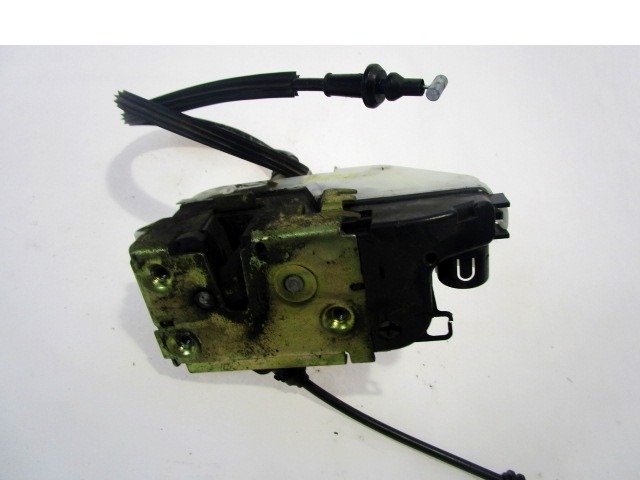 ZENTRALE VERRIEGELUNG DER RECHTEN VORDEREN TUR OEM N. 9136P9 GEBRAUCHTTEIL CITROEN C3 / PLURIEL (09/2005 - 11/2010) DIESEL HUBRAUM 14 JAHR. 2006