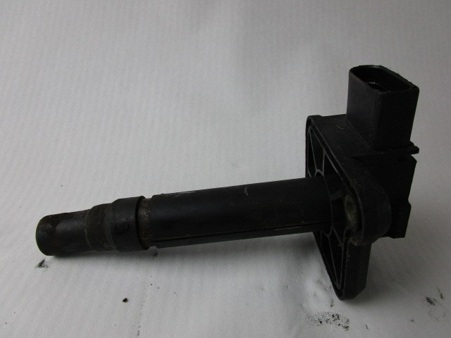 ZUNDSPULE OEM N. 06B905115E GEBRAUCHTTEIL AUDI TT 8N (1998 - 2006) BENZINA HUBRAUM 18 JAHR. 2000