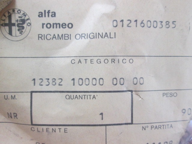 ?KUHLERGRILL? OEM N. 1,23821E+13 GEBRAUCHTTEIL ALFA ROMEO GIULIETTA 116 (1977 - 1985)BENZINA HUBRAUM 16 JAHR. 1977