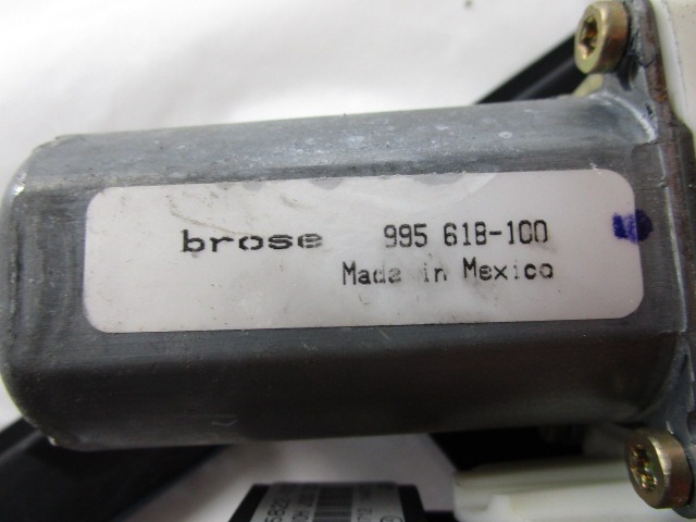 TURFENSTERMECHANISMUS VORN OEM N. 25709964 GEBRAUCHTTEIL CADILLAC SRX (2004 - 2009) BENZINA HUBRAUM 36 JAHR. 2005