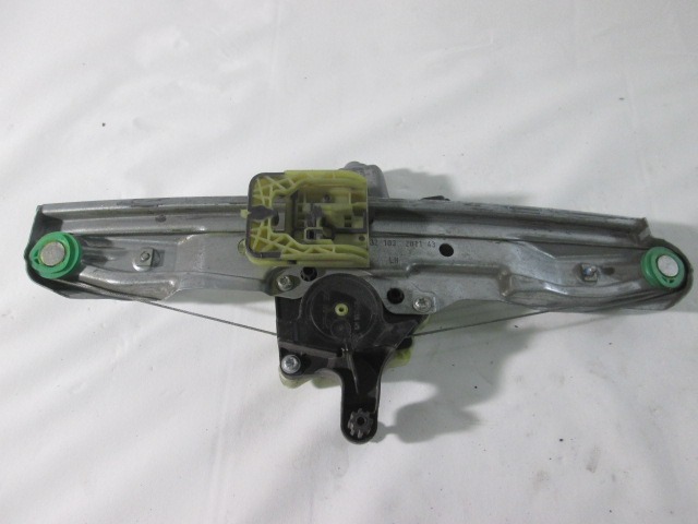 TURFENSTERMECHANISMUS HINTEN OEM N. BM51A27001BA GEBRAUCHTTEIL FORD FOCUS MK3 4P/5P/SW (2011 - 2014)DIESEL HUBRAUM 16 JAHR. 2014