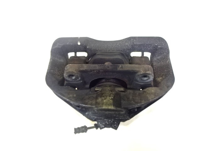 BREMSZANGE VORNE LINKS OEM N. 34116792689 GEBRAUCHTTEIL BMW SERIE 5 F10 F11 (2010 - 2017) DIESEL HUBRAUM 20 JAHR. 2011