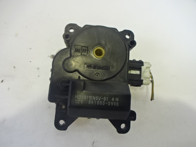 SATZ KLEINTEILE/STELLHEBEL KLIMAGERAT OEM N. 861000-0990 GEBRAUCHTTEIL MAZDA 3 (2003 - 2006)BENZINA HUBRAUM 16 JAHR. 2004