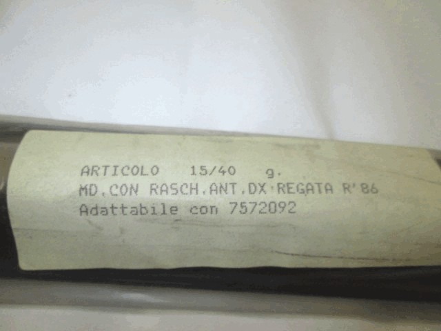 PROFIL, RECHTE VORDERE TURFORMTEILE OEM N. 7572092 GEBRAUCHTTEIL FIAT REGATA (1986 - 1990)BENZINA HUBRAUM 13 JAHR. 1986