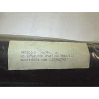 PROFIL, FRONT-TURFORM, LINKS OEM N. 1236903380 GEBRAUCHTTEIL MERCEDES CLASSE W123 S123 (1976 - 1985)BENZINA HUBRAUM 20 JAHR. 1980