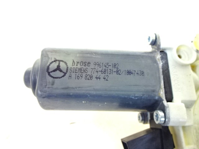 WINDSCHUTZSCHEIBEN-FRONTTUR OEM N. A1698204442 GEBRAUCHTTEIL MERCEDES CLASSE A W169 5P C169 3P (2004 - 04/2008) DIESEL HUBRAUM 20 JAHR. 2007