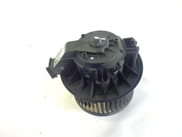 GEBLASE OEM N. VP8E2H-18456-AA GEBRAUCHTTEIL FORD FIESTA (09/2008 - 11/2012) DIESEL HUBRAUM 14 JAHR. 2008