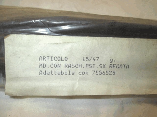 LEISTE SEITENSCHEIBE  OEM N. 7556525 GEBRAUCHTTEIL FIAT REGATA (1983 -1986)BENZINA HUBRAUM 13 JAHR. 1985