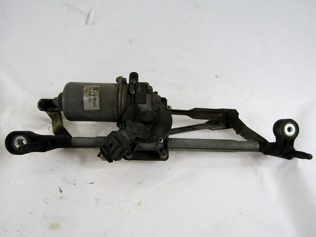 WINDSCHUTZSCHEIBEN-WISCHERMOTOR OEM N. 13182340 GEBRAUCHTTEIL OPEL CORSA D (2006 - 2011) DIESEL HUBRAUM 13 JAHR. 2007