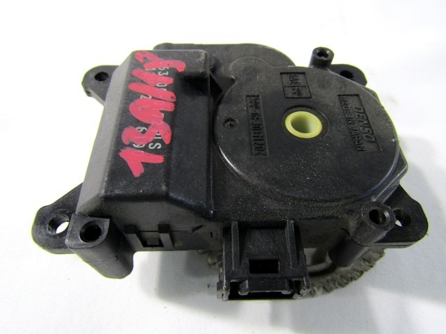 SATZ KLEINTEILE/STELLHEBEL KLIMAGERAT OEM N. 063800-01722 GEBRAUCHTTEIL TOYOTA URBAN CRUISER (2009 - 2014) DIESEL HUBRAUM 14 JAHR. 2009