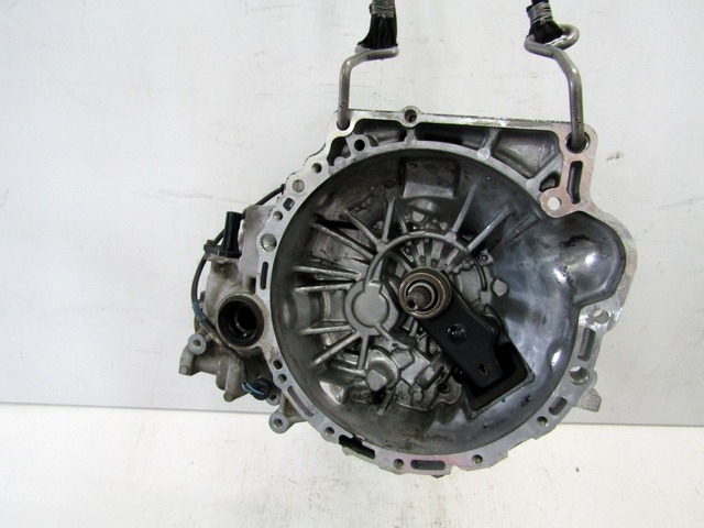 SCHALTGETRIEBE OEM N. FC0217150G FC021710X GEBRAUCHTTEIL MAZDA 2 (2007 - 2014) BENZINA/GPL HUBRAUM 13 JAHR. 2009