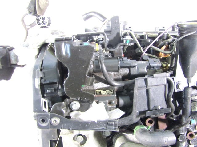 MOTOR OEM N. K9KR8 GEBRAUCHTTEIL RENAULT MEGANE MK3 BER/SPORTOUR/ESTATE (2009 - 2015) DIESEL HUBRAUM 15 JAHR. 2011