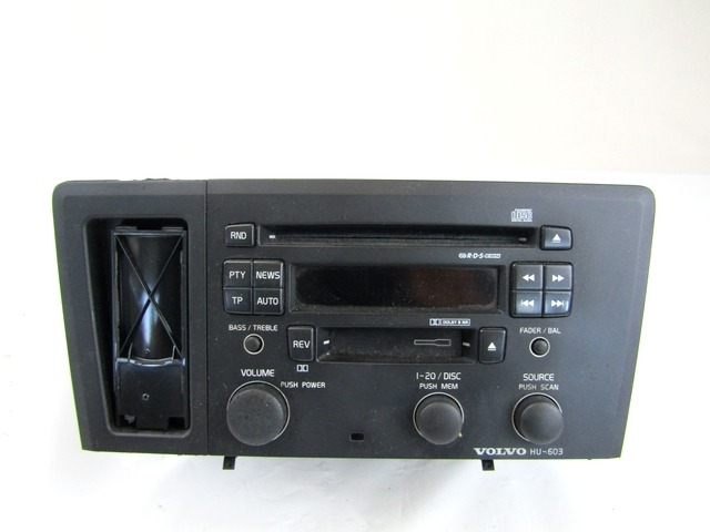 RADIO CD?/ VERSTARKER / HALTER HIFI SYSTEM OEM N. 30657637 GEBRAUCHTTEIL VOLVO V70 MK2 (2000 - 2008) DIESEL HUBRAUM 24 JAHR. 2004
