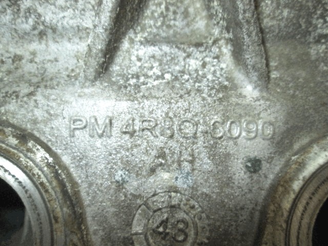 ZYLINDERKOPF OEM N. PM4R80-4090 GEBRAUCHTTEIL LAND ROVER RANGE ROVER SPORT (2005 - 2010) DIESEL HUBRAUM 27 JAHR. 2007