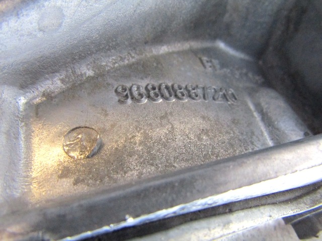 SCHALTGETRIEBE OEM N. 9680887210 GEBRAUCHTTEIL PEUGEOT 308 MK1 T7 4A 4C BER/SW/CC (2007 - 2013) DIESEL HUBRAUM 16 JAHR. 2011